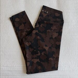 Brown Camo High-Waist Active Leggings